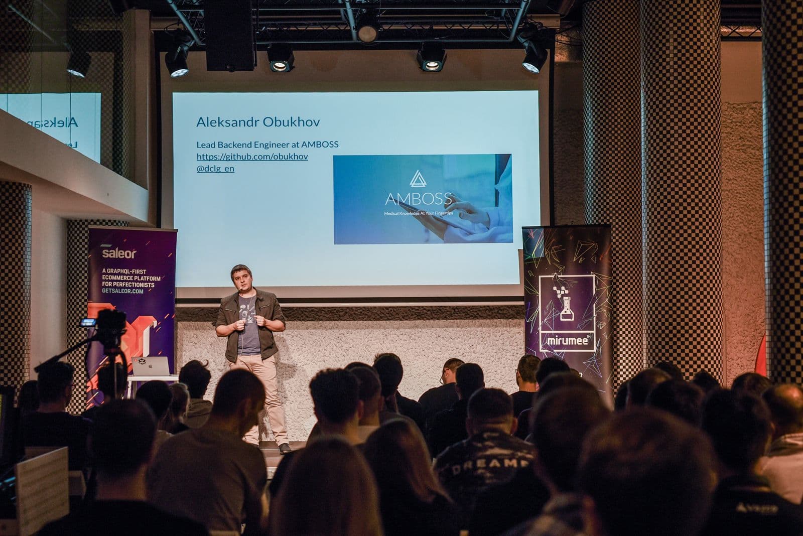 Snakes and ladders of GraphQL on our way to the perfect API